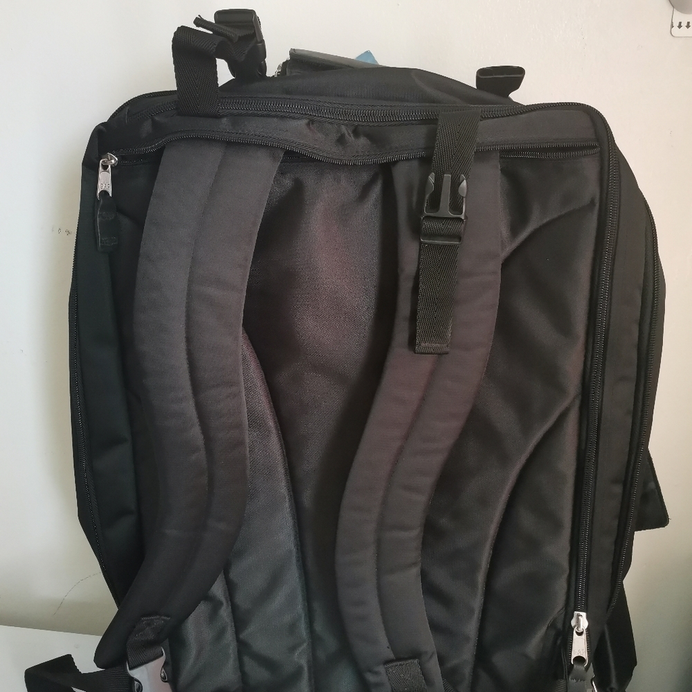 GAP TRAVEL AND LAPTOP BAG - Picture 7 of 16